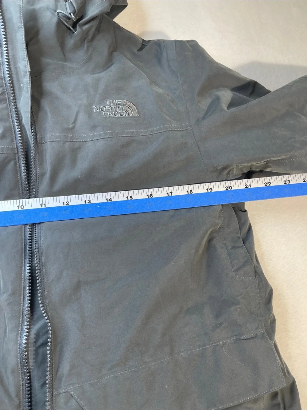 The North Face Men's Hooded Jacket ZIP OUT LINER SIZE S HYVENT